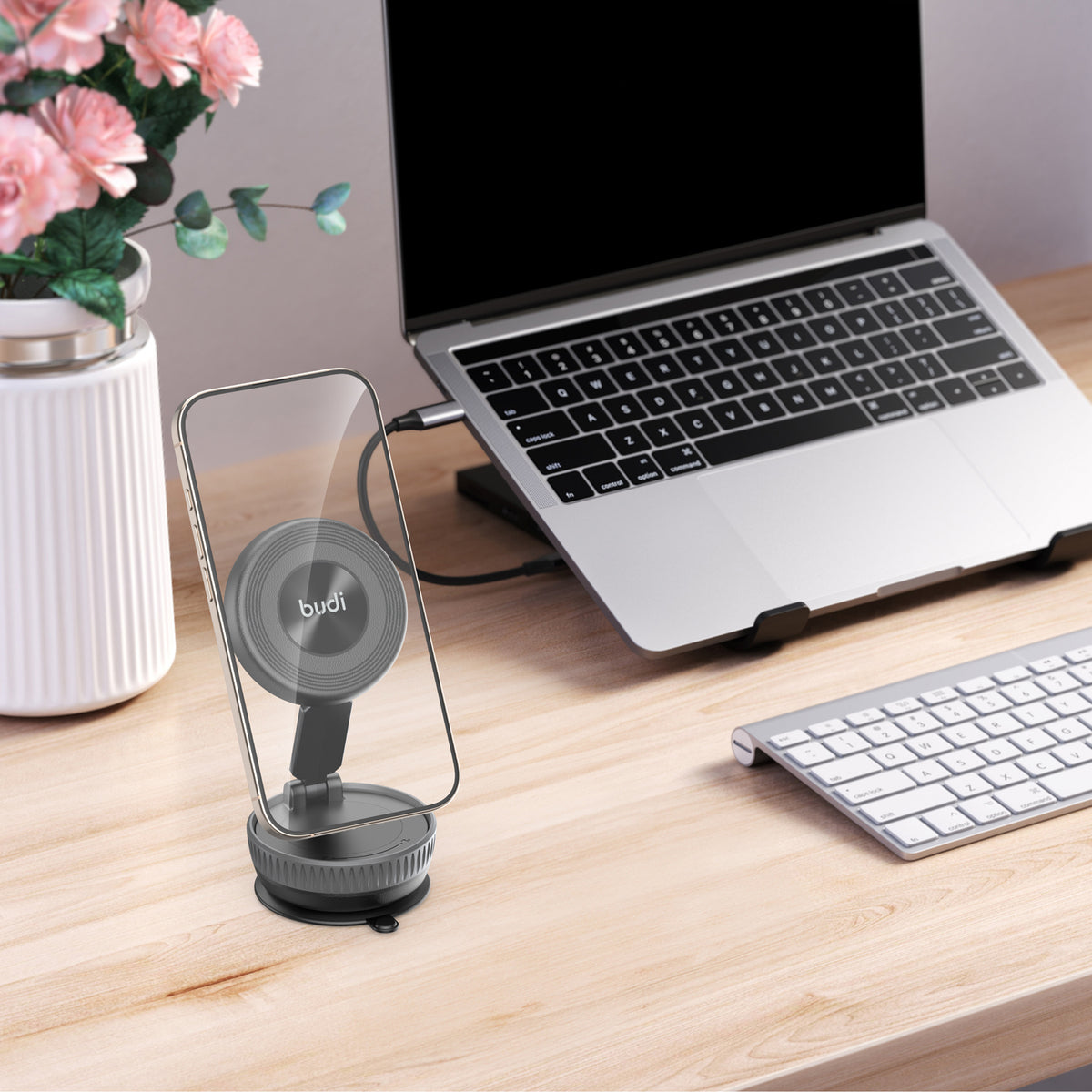 Budi Car Mount, Black (CM592B)